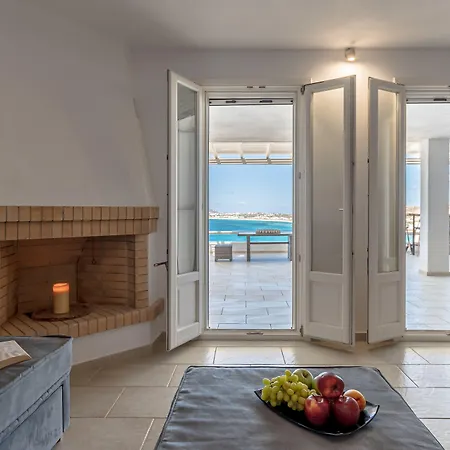 Apricot And Sea Luxury וילה
